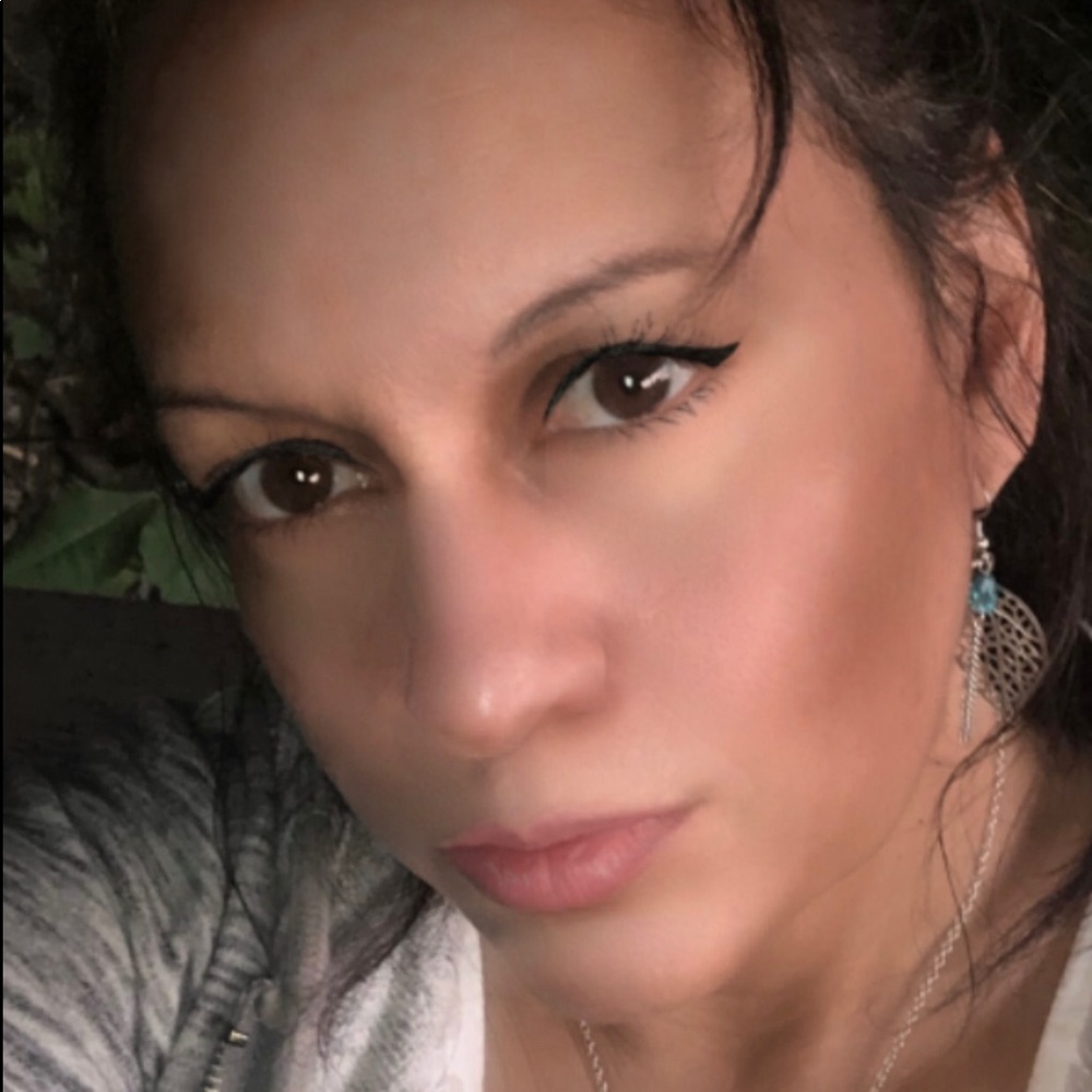 Meet your Posher, Sage